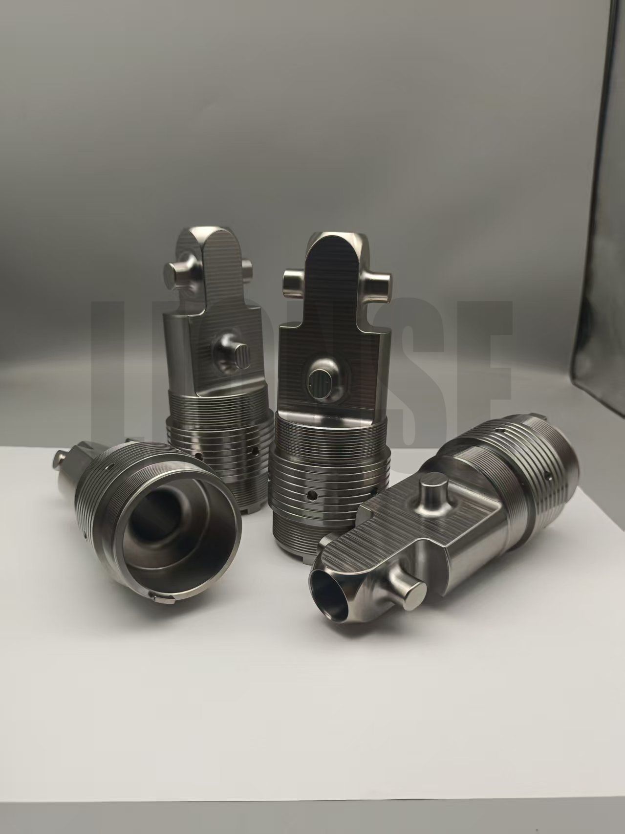 Abyssal üçün Titan Mexanik Hissələri